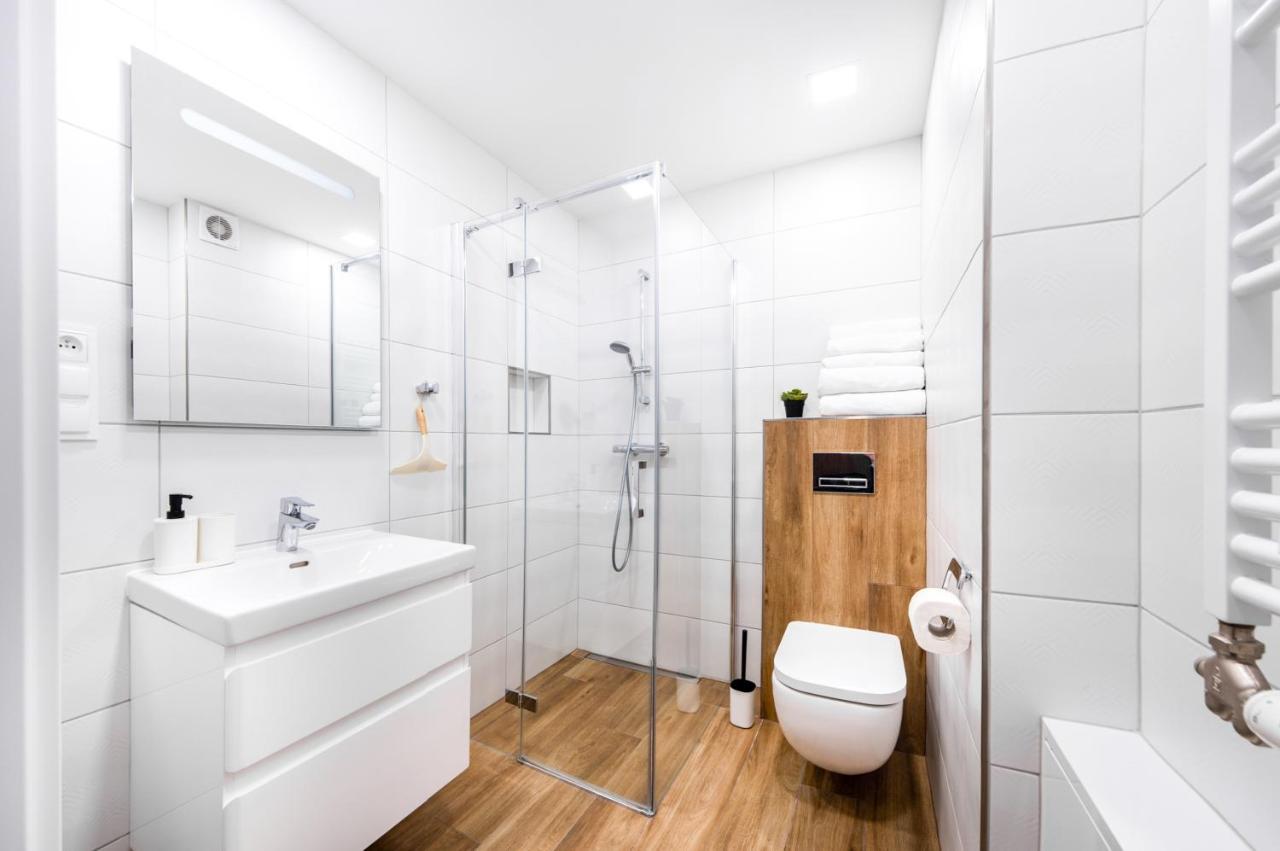 7 Apartament