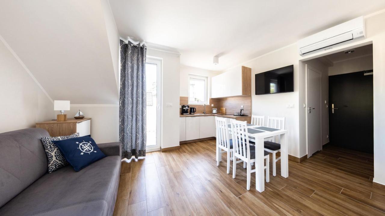 Apartment 7